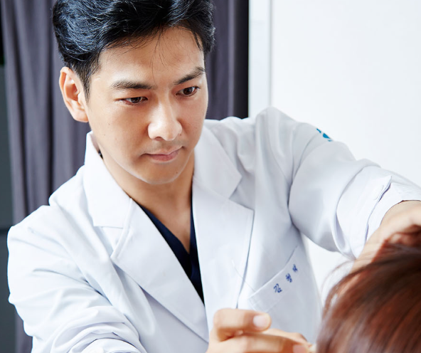 Before-and-After Differences in Bulbous Nose Tip Surgery! The Importance of Proportion and Structure Found at 코원성형외과 image 4