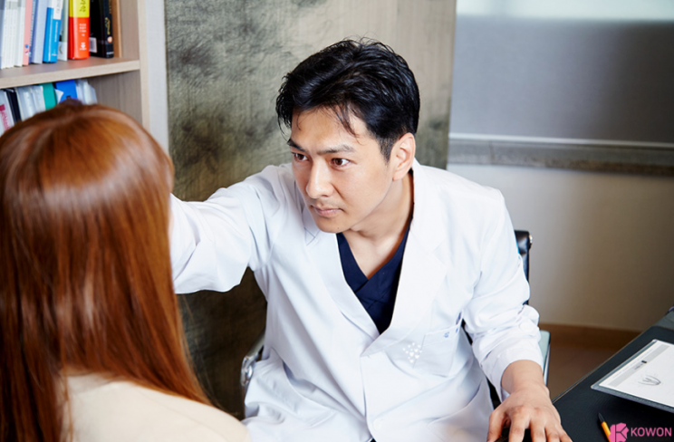 Q. Learn About Changes Before and After Alar Reduction Surgery Without Implants and Alar Reduction Surgical Methods image 3