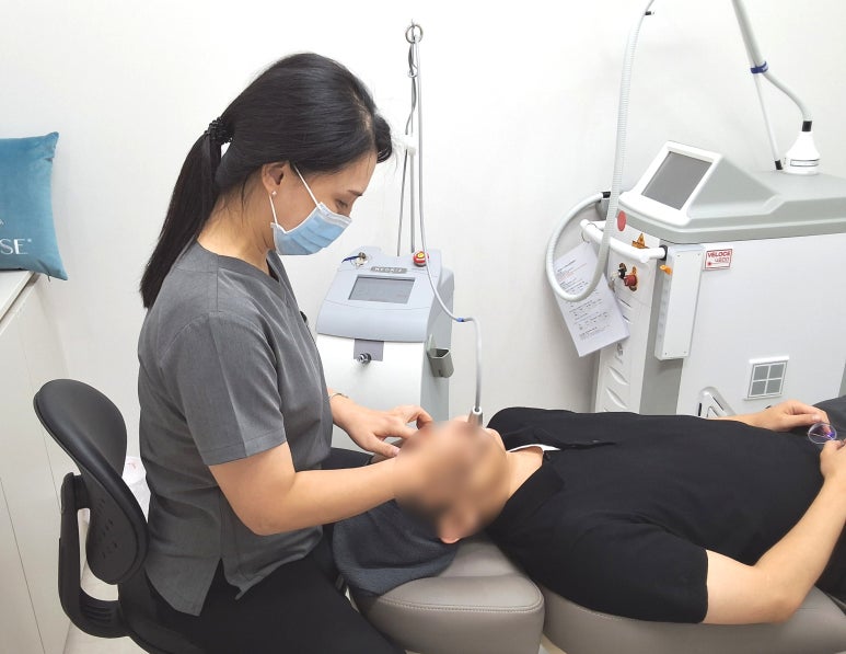 Yeongdeungpo Acne Prevention and a Matte Finish for Oily Skin, APL Laser image 4