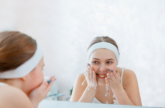 Which of the Many Cleansers Should You Choose? image 1