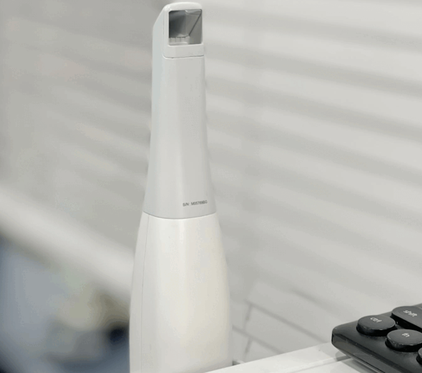 명일역 치과 보철 대표원장이 직접 제작합니다. 관련 이미지 1