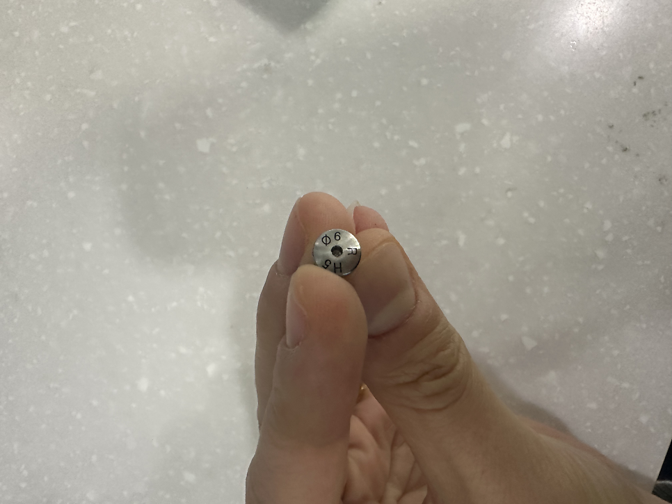 임플란트 뚜껑 빠짐 시공이 잘못된거 아냐? 생각이 들으셨다면 관련 이미지 4