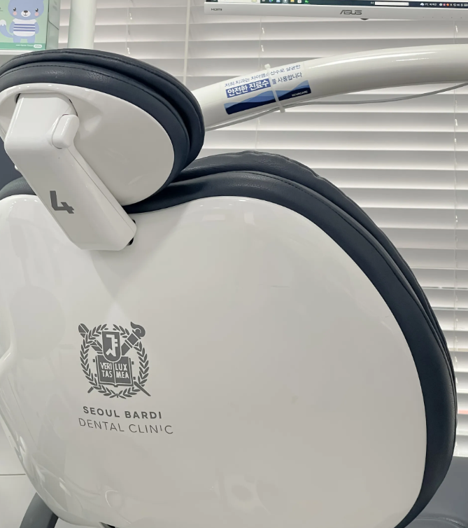 치아교정 턱관절 연관이 있기에 고덕역 치과에서는 이렇게 합니다. 관련 이미지 1