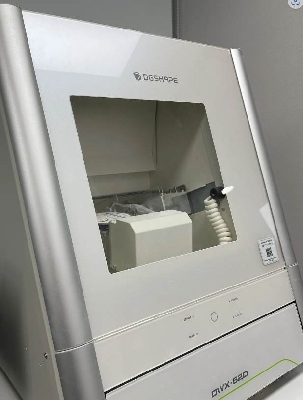 강동역 치과 3000만원의 값어치 구강스캐너를 사용합니다. 관련 이미지 3