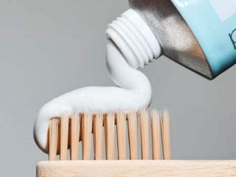 구강위생 도구 가이드 | 내게 맞는 칫솔과 치약 고르는 방법 관련 이미지 2