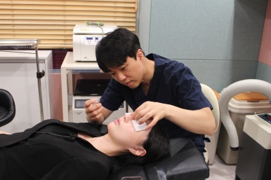 [신촌홍대 라마르성형외과의원] 개원했습니다! 이대역 1번출구 앞 성형외과, 피부과 미용 및 보험진료 봅니다. 관련 이미지 8
