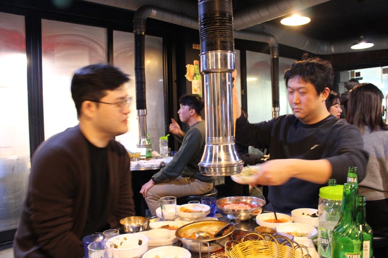 18년 된 대학친구들 신촌 초대 & 신촌 맛집 방문 관련 이미지 17