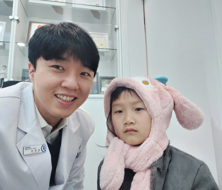 수면으로 치료해준 아기에게 빼빼로 받았어요!^^ 관련 이미지 6
