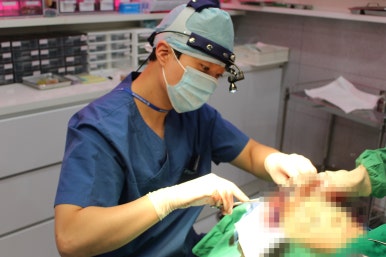 [신촌홍대 라마르성형외과의원] 개원했습니다! 이대역 1번출구 앞 성형외과, 피부과 미용 및 보험진료 봅니다. 관련 이미지 3