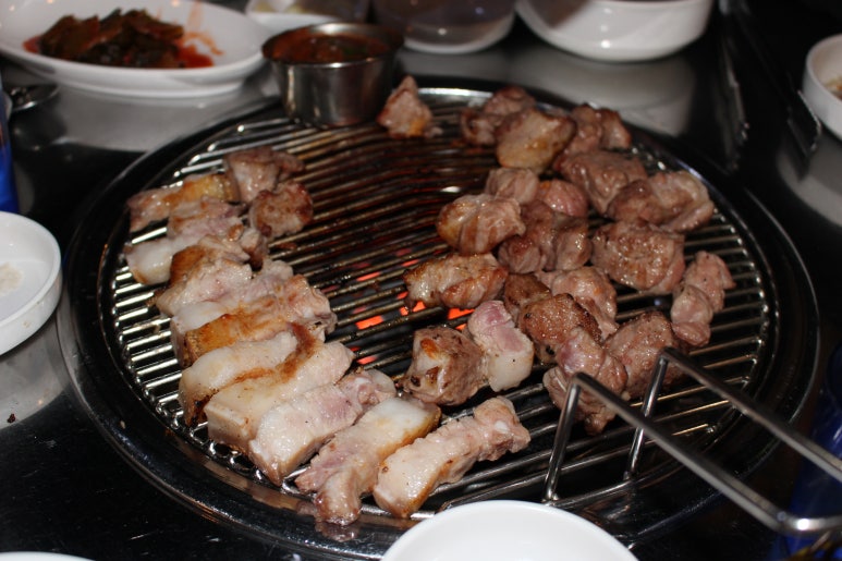 18년 된 대학친구들 신촌 초대 & 신촌 맛집 방문 관련 이미지 6