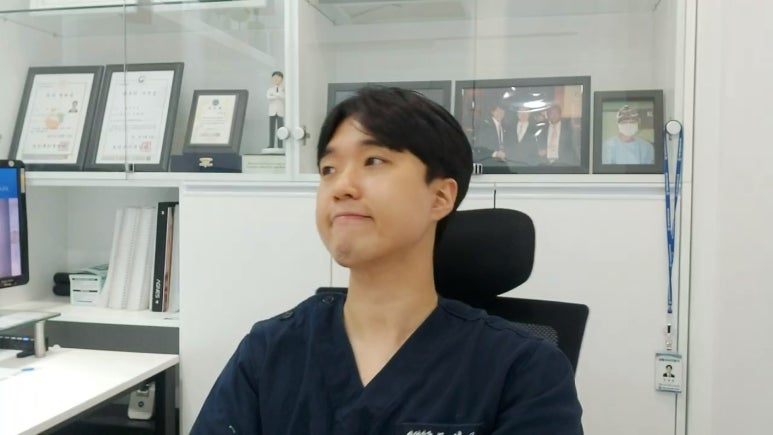 신촌홍대 라마르성형외과의원 대표원장 모영웅의 사각턱 셀프보톡스 시술영상! 관련 이미지 22