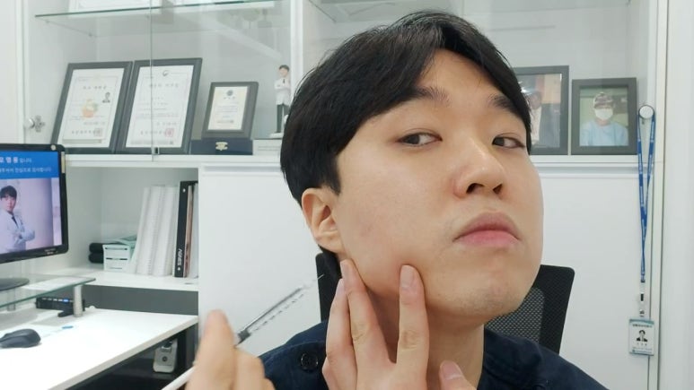 신촌홍대 라마르성형외과의원 대표원장 모영웅의 사각턱 셀프보톡스 시술영상! 관련 이미지 16