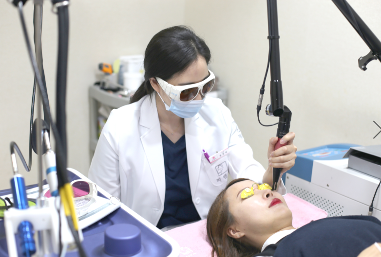 서울대입구피부과에서 영양과 각질제거를 한번에! 생크림필 관련 이미지 5