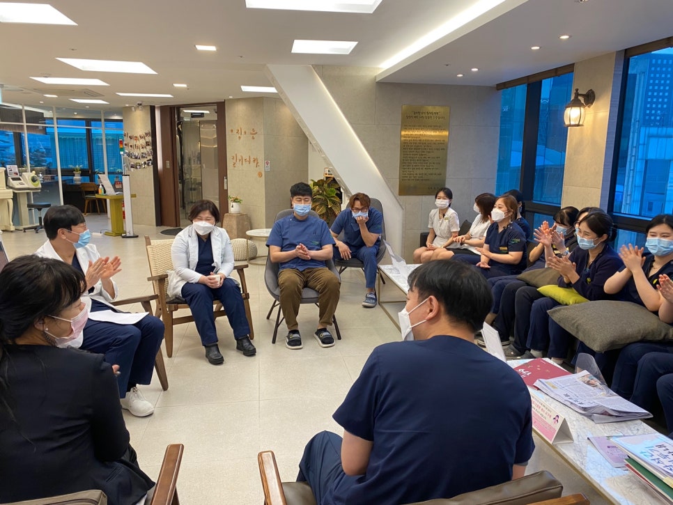 라임나무치과 직원들의 구강스캔대회 후기 관련 이미지 1