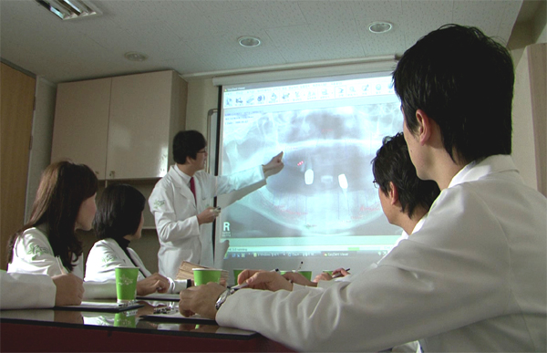 라임나무치과의 임플란트, 왜 좋을까요? 관련 이미지 5