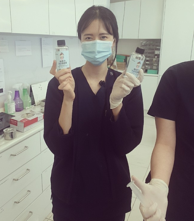 가글로 입 속 세균을 깨끗하게! 라임나무치과에서 가글액을 드려요! 관련 이미지 1