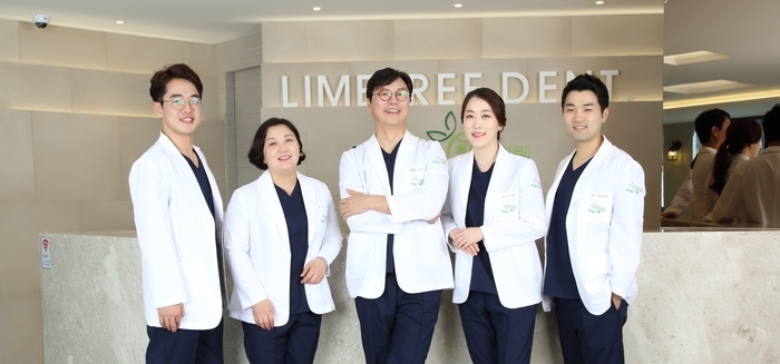 라임나무치과병원 프로필메이킹촬영후기! 2018신입 치위생사도 모집합니다&hearts; 관련 이미지 1
