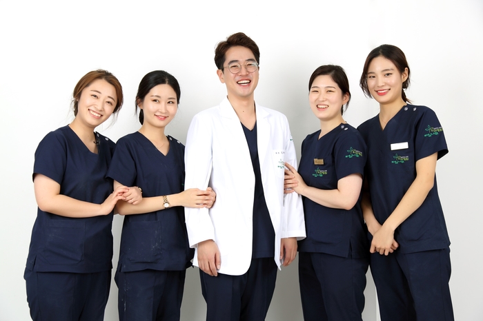 라임나무치과병원 프로필메이킹촬영후기! 2018신입 치위생사도 모집합니다&hearts; 관련 이미지 7