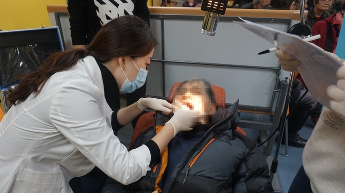 영등포구 사랑나눔의 집 의료봉사 : 라임나무치과 치아검진 다녀왔어요^^ 관련 이미지 6