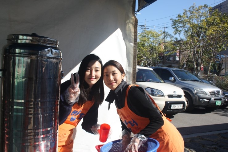 라임나무 가족들의 밥퍼 봉사 후기를 공개합니다. 관련 이미지 25