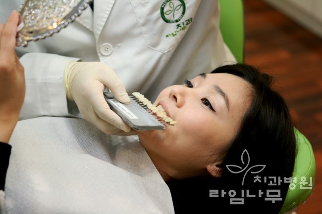 알아야 산다! 치아미백 부작용 어떤게 있을까? 관련 이미지 3