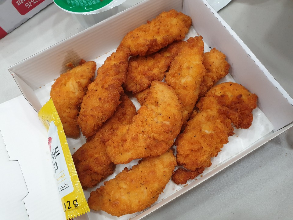 4월을 맞이하며, 라임나무치과의 3월&hearts; 관련 이미지 6