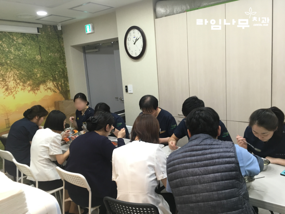 감사한 고객님의 선물, 라임나무치과 명동점의 맛난 점심으로 ♥ 관련 이미지 9