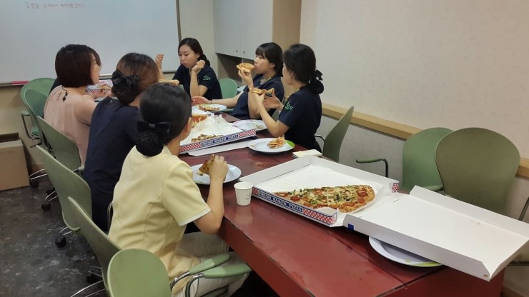 라임나무 식구들의 코스트코 피자 회식 후기 관련 이미지 5