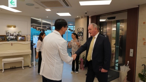 라임나무치과병원, 카타르에 의료시스템 수출 관련 이미지 3