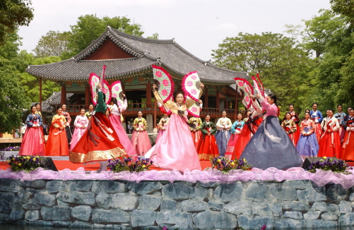 연휴에 가볼 만한 곳, 사찰부터 지역 축제장까지 총정리 관련 이미지 4
