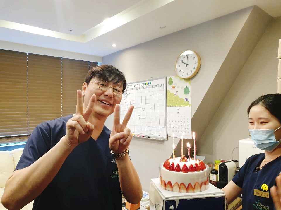 4월을 맞이하며, 라임나무치과의 3월&hearts; 관련 이미지 18