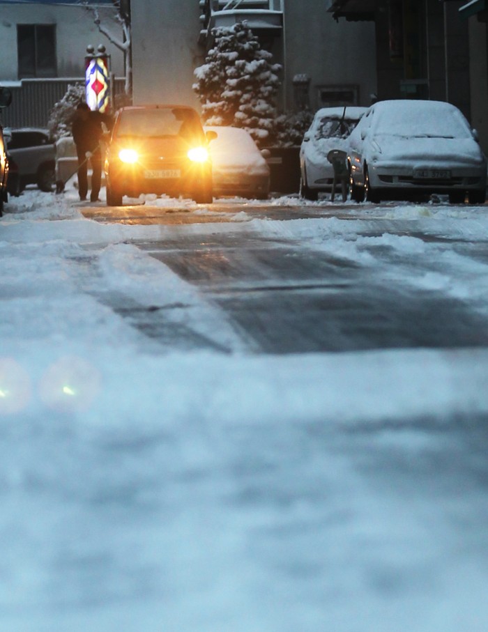 [명동치과]블랙아이스 현상이란, 눈길보다 더 위험할 수도 있다고 합니다 관련 이미지 2
