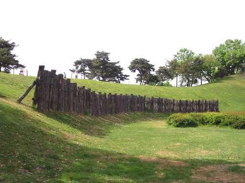 [명동치과]안성 목책성 발굴, 어떤 소식인지 알아봤어요 관련 이미지 3