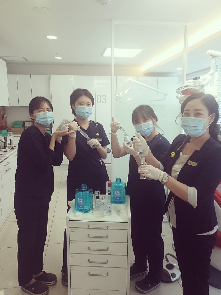 가글로 입 속 세균을 깨끗하게! 라임나무치과에서 가글액을 드려요! 관련 이미지 3