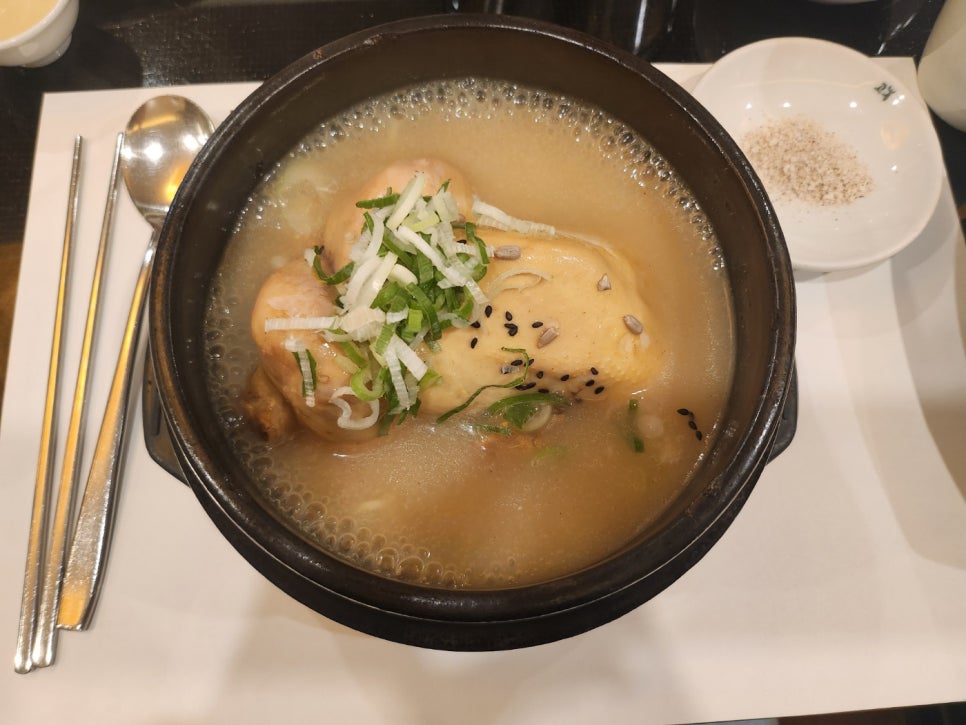 라임나무치과 가족들의 중복맞이 삼계탕 회식! 관련 이미지 2