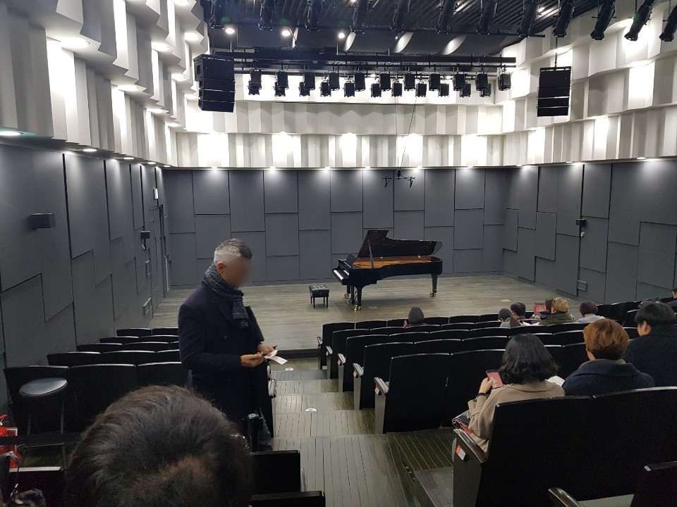 송년 힐링 콘서트에 다녀온 명동 라임나무치과 식구들! 관련 이미지 8