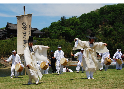 [명동치과 라임나무]백중이란, 오늘은 백중절 그 의미에 대해 알아봐요 관련 이미지 1