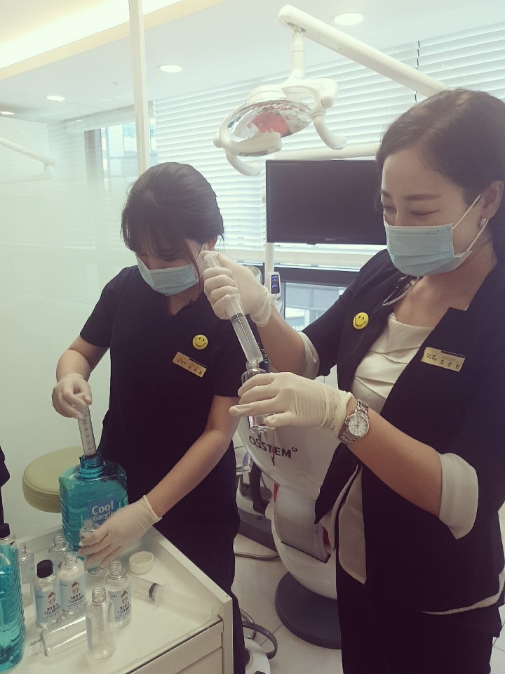 가글로 입 속 세균을 깨끗하게! 라임나무치과에서 가글액을 드려요! 관련 이미지 8