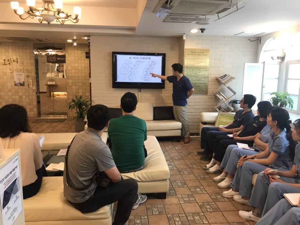 [직원교육]라임나무 보철 세미나가 열렸어요 관련 이미지 2