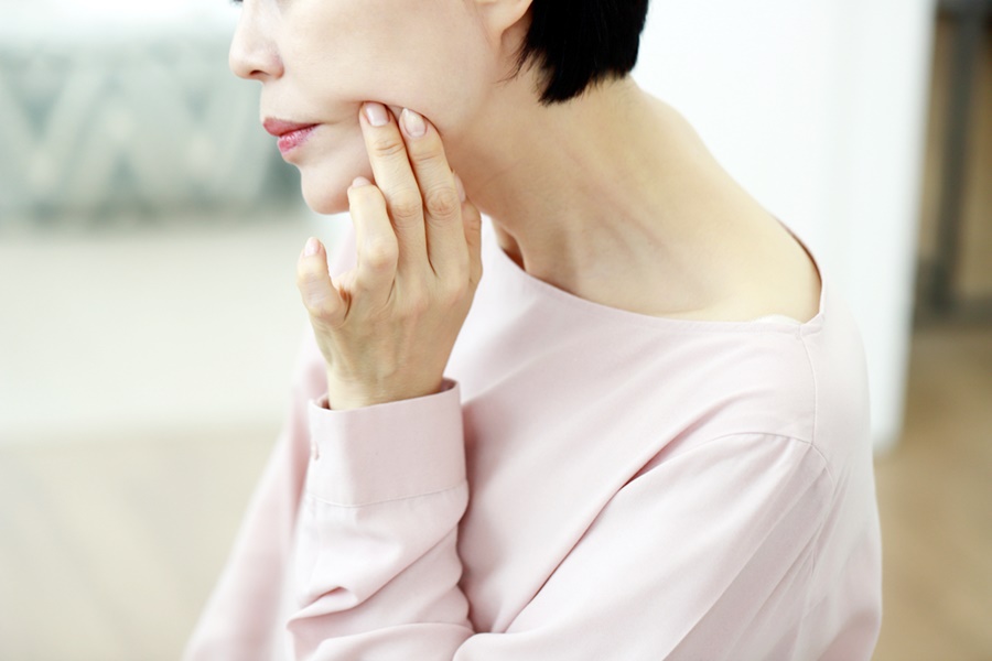 팔자주름생기는이유 및 예방 관리법 관련 이미지 3