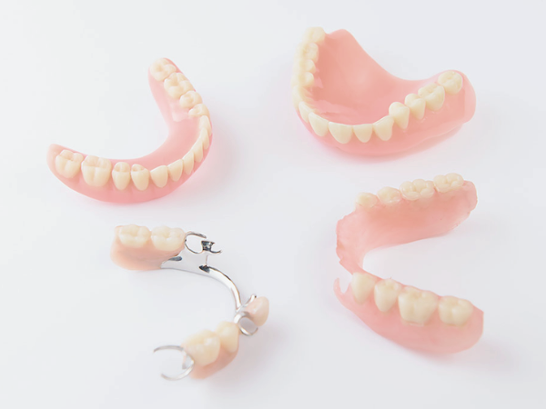 [ 마곡동치과_치아상실 5 ] 틀니, 실제로 써보면 어떤 느낌일까요? 관련 이미지 1