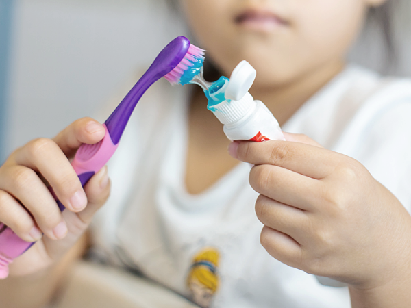 마곡역치과_&ldquo;불소도 다 똑같지 않아요!&rdquo;[2. 불소 종류와 상황별 선택법] 관련 이미지 3