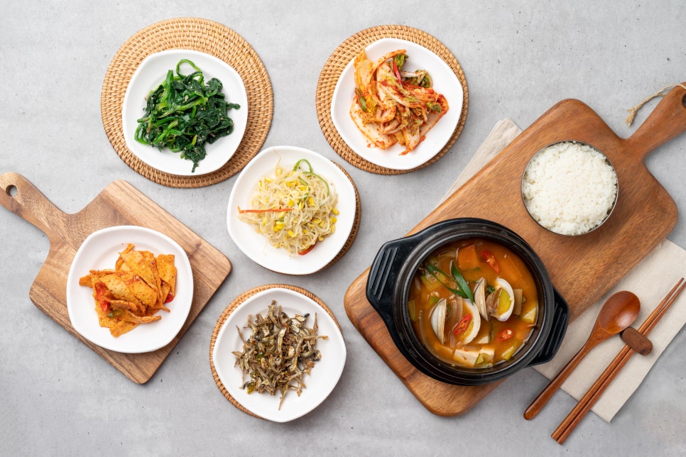 [ Magok Wisdom Teeth_05 ] A Guide to Foods You Can and Cannot Eat After Wisdom Tooth Extraction image 3