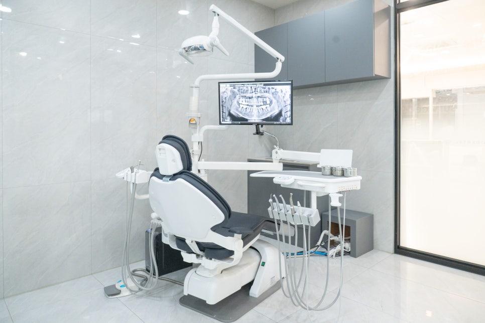 [ Magok Teeth Whitening_05 ] How Long Do the Effects of Teeth Whitening Last? image 6