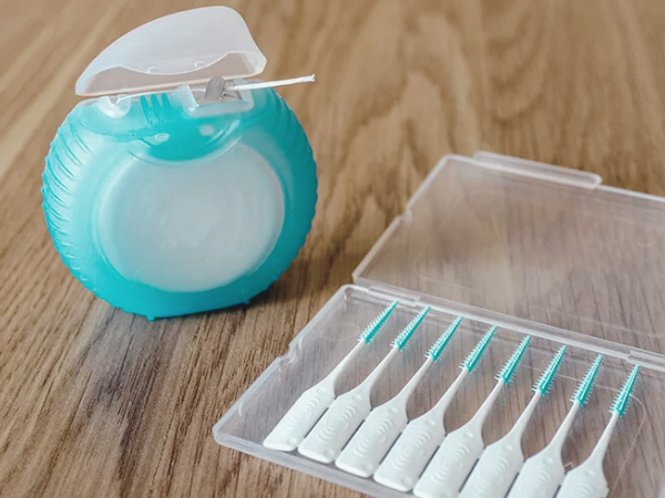 마곡역치과_&ldquo;하얗게 만들었으면 지켜줘야죠!&rdquo;[5. 치아미백 후 주의사항] 관련 이미지 3