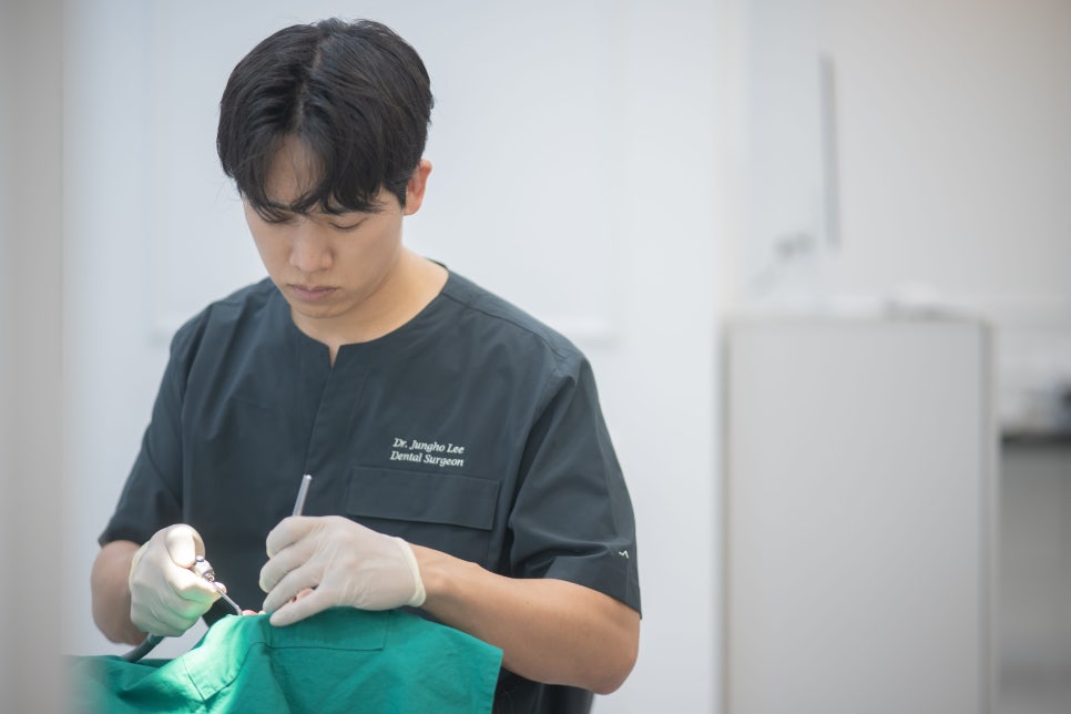 마곡역치과_6. 사랑니 발치 후 통증, 정상일까? 통증 지속 기간과 관리법 관련 이미지 5