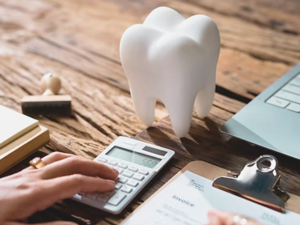 마곡역치과_&ldquo;부담 없이 깨끗해지는 비밀&rdquo; [ 5. 에어플로우 스케일링 가격과 건강 보험 적용 ] 관련 이미지 2