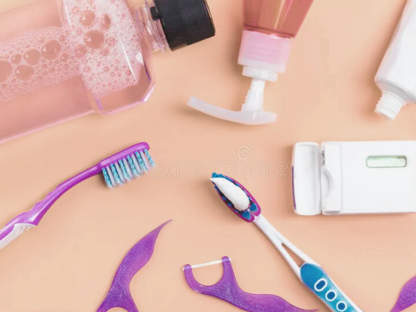 마곡역치과_6. 중장년기(50~60대) 구강 변화와 치아 상실 예방 관리법 관련 이미지 7