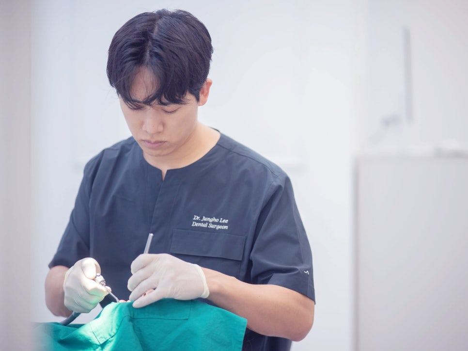 마곡역치과_5. 무삭제 라미네이트(디아네이트) 후 관리법, 이것만 지키면 오래갑니다! 관련 이미지 1