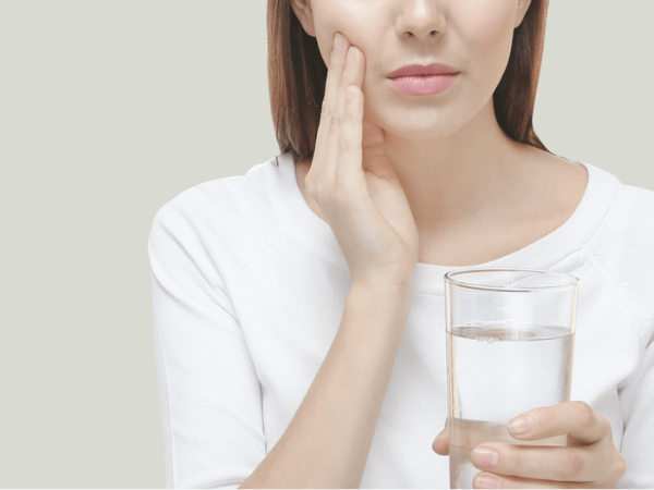 마곡역치과_&ldquo;치료 후 시린 치아, 그냥 두면 될까요?&rdquo; [ 5. 레진 통증 원인과 대처법 ] 관련 이미지 5